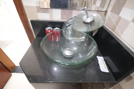 Casa à venda com 244m², 3 quartos e 2 vagasBanheiro de Serviço