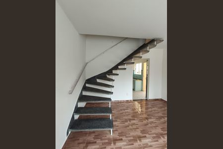 Casa à venda com 90m², 3 quartos e 1 vaga Casa à venda com 90m², 3 quartos e 1 vagaSala