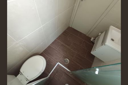 Casa à venda com 90m², 3 quartos e 1 vaga Casa à venda com 90m², 3 quartos e 1 vagaBanheiro