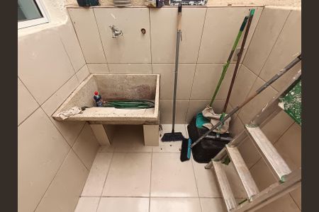 Casa à venda com 90m², 3 quartos e 1 vaga Casa à venda com 90m², 3 quartos e 1 vagaÁrea de Serviço