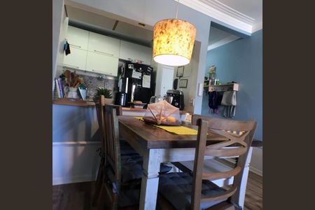 Apartamento à venda com 69m², 3 quartos e 1 vaga Apartamento à venda com 69m², 3 quartos e 1 vagaSala