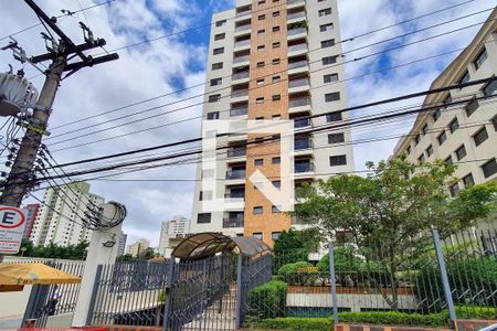 Apartamento à venda com 98m², 3 quartos e 1 vagaFachada