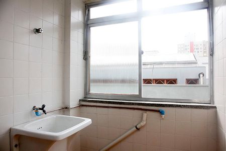 Apartamento para alugar com 79m², 2 quartos e 1 vagaÁrea de Serviço