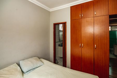 Apartamento à venda com 130m², 2 quartos e 1 vagaSuíte