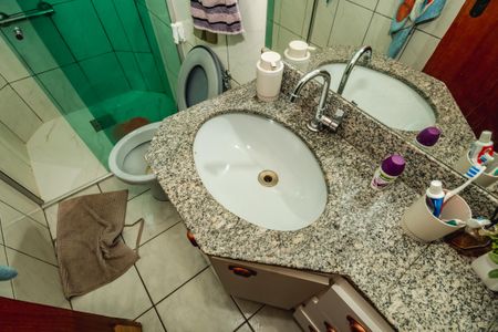 Apartamento à venda com 130m², 2 quartos e 1 vagaBanheiro 