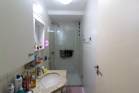 Apartamento à venda com 81m², 2 quartos e 2 vagasBanheiro Social