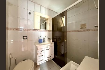 Apartamento à venda com 106m², 3 quartos e 1 vagaBanheiro