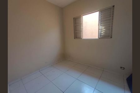 Casa à venda com 3 quartos, 130m² em Vila Albano, São Paulo