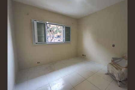 Casa à venda com 3 quartos, 130m² em Vila Albano, São Paulo