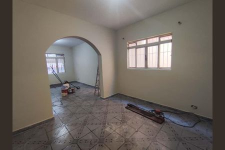 Casa à venda com 3 quartos, 130m² em Vila Albano, São Paulo