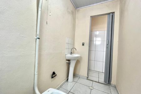 Banheiro Social de casa para alugar com 1 quarto, 45m² em Americanópolis, São Paulo