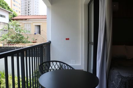 Studio à venda com 28m², 1 quarto e sem vagaVaranda