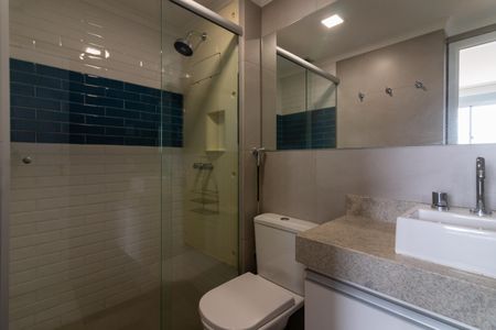 Banheiro de kitnet/studio à venda com 1 quarto, 30m² em Vila Olímpia, São Paulo