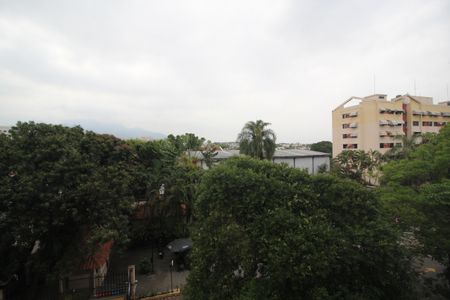 Vista da Sala de apartamento para alugar com 3 quartos, 72m² em Pechincha, Rio de Janeiro