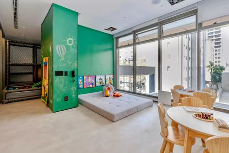 Apartamento à venda com 213m², 4 quartos e 3 vagasÁrea comum