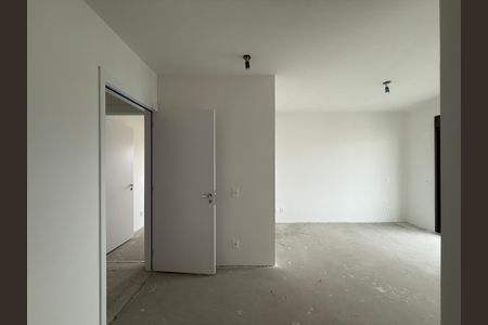 Apartamento à venda com 213m², 4 quartos e 3 vagasCloset Suíte 4