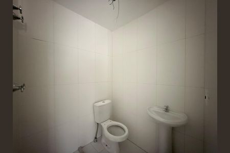 Apartamento à venda com 213m², 4 quartos e 3 vagasBanheiro de Serviço