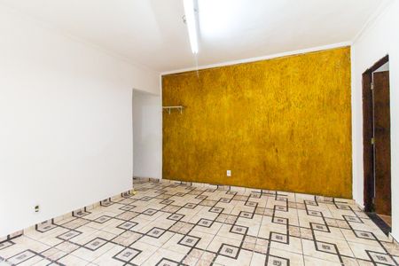 Sala de casa para alugar com 2 quartos, 68m² em Vila Taquari, São Paulo