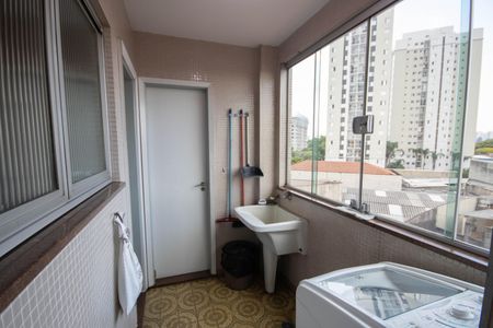 Apartamento para alugar com 125m², 2 quartos e 1 vagaÁrea de Serviço