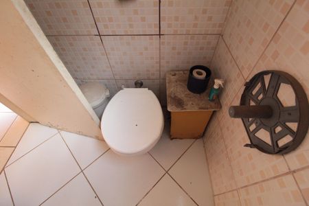 Casa à venda com 375m², 3 quartos e 3 vagasBanheiro Social 2