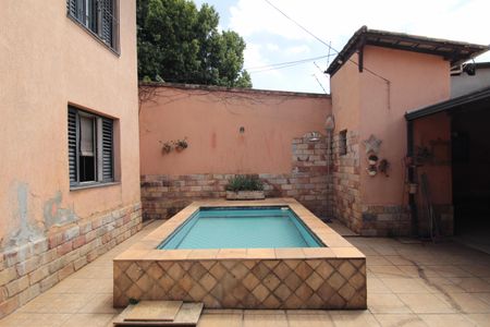 Casa à venda com 375m², 3 quartos e 3 vagasPiscina