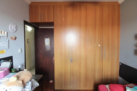 Casa à venda com 375m², 3 quartos e 3 vagasQuarto 2