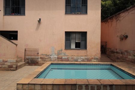 Casa à venda com 375m², 3 quartos e 3 vagasPiscina