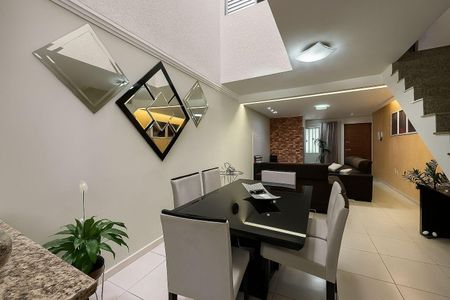 Casa à venda com 3 quartos, 132m² em Vila Santa Isabel, São Paulo