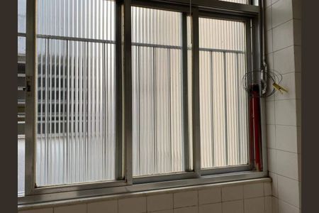 Apartamento à venda com 72m², 2 quartos e sem vaga