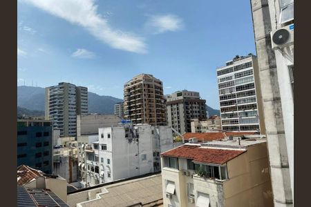 Apartamento à venda com 72m², 2 quartos e sem vaga