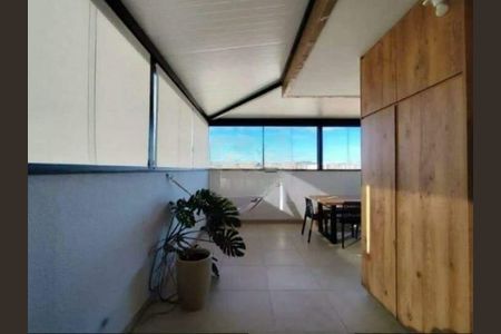 Apartamento à venda com 3 quartos, 110m² em Sagrada Família, Belo Horizonte