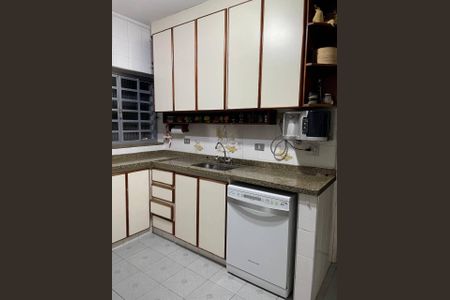 Casa à venda com 200m², 4 quartos e 3 vagas