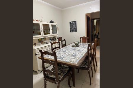 Casa à venda com 4 quartos, 200m² em Cambuci, São Paulo
