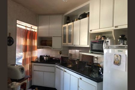 Apartamento à venda com 2 quartos, 57m² em Vila Vermelha, São Paulo