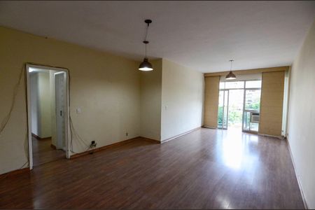 Sala de apartamento para alugar com 4 quartos, 140m² em Grajaú, Rio de Janeiro
