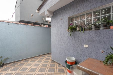 Casa à venda com 150m², 2 quartos e 2 vagas Casa à venda com 150m², 2 quartos e 2 vagasChurrasqueira