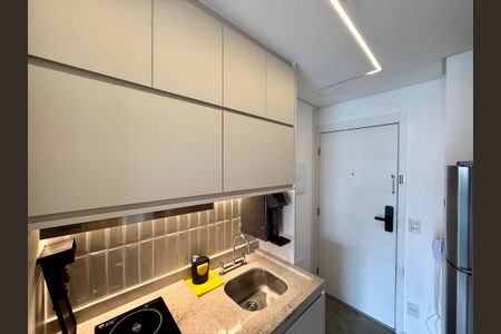 Studio para alugar com 25m², 1 quarto e sem vaga Studio para alugar com 25m², 1 quarto e sem vagaCozinha