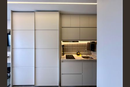 Studio para alugar com 25m², 1 quarto e sem vaga Studio para alugar com 25m², 1 quarto e sem vagaCozinha