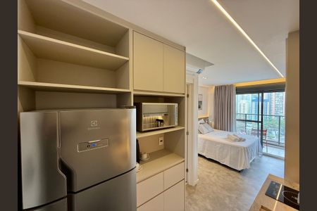 Studio para alugar com 25m², 1 quarto e sem vaga Studio para alugar com 25m², 1 quarto e sem vagaCozinha