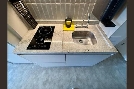 Studio para alugar com 25m², 1 quarto e sem vaga Studio para alugar com 25m², 1 quarto e sem vagaCozinha