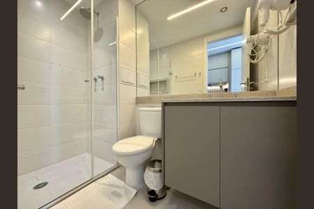 Studio para alugar com 25m², 1 quarto e sem vaga Studio para alugar com 25m², 1 quarto e sem vagaBanheiro
