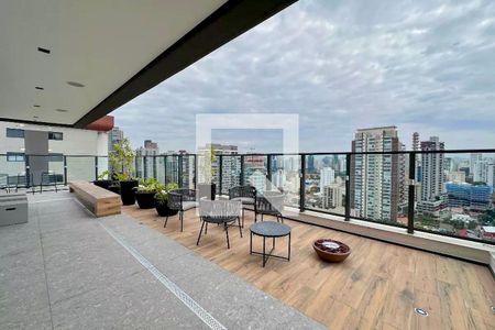 Studio para alugar com 25m², 1 quarto e sem vaga Studio para alugar com 25m², 1 quarto e sem vagaTerraço