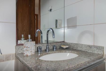 Apartamento para alugar com 142m², 3 quartos e 2 vagasBanheiro Social