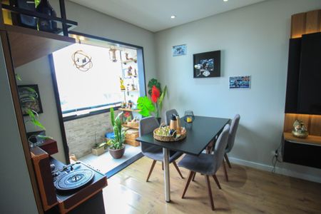 Apartamento à venda com 50m², 2 quartos e 1 vaga Apartamento à venda com 50m², 2 quartos e 1 vagaSala