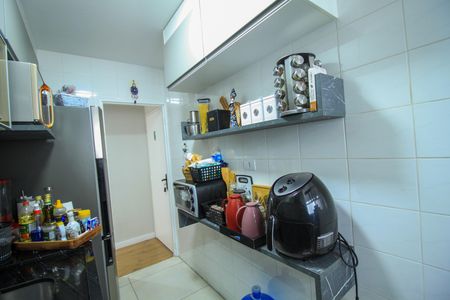 Apartamento à venda com 50m², 2 quartos e 1 vaga Apartamento à venda com 50m², 2 quartos e 1 vagaCozinha