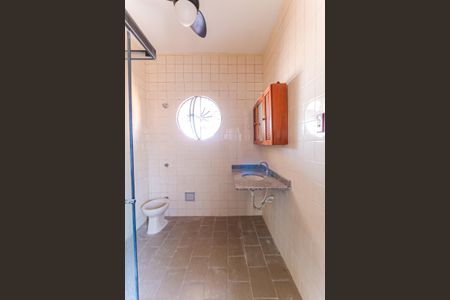 Casa à venda com 98m², 3 quartos e 1 vaga Casa à venda com 98m², 3 quartos e 1 vagaBanheiro