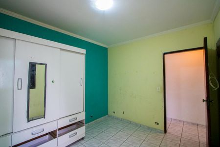 Casa para alugar com 100m², 2 quartos e 2 vagasQuarto 2