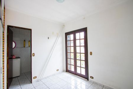 Casa para alugar com 100m², 2 quartos e 2 vagasQuarto 1 - Suíte