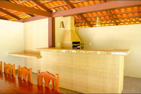 Casa de condomínio para alugar com 1200m², 6 quartos e 3 vagas Casa de condomínio para alugar com 1200m², 6 quartos e 3 vagasÁrea comum