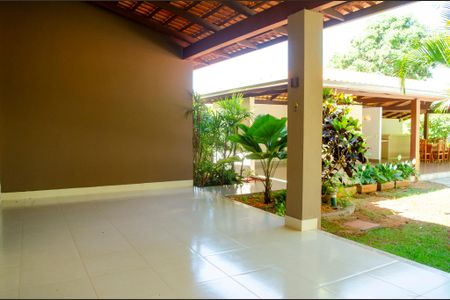 Casa de condomínio para alugar com 1200m², 6 quartos e 3 vagas Casa de condomínio para alugar com 1200m², 6 quartos e 3 vagasÁrea comum